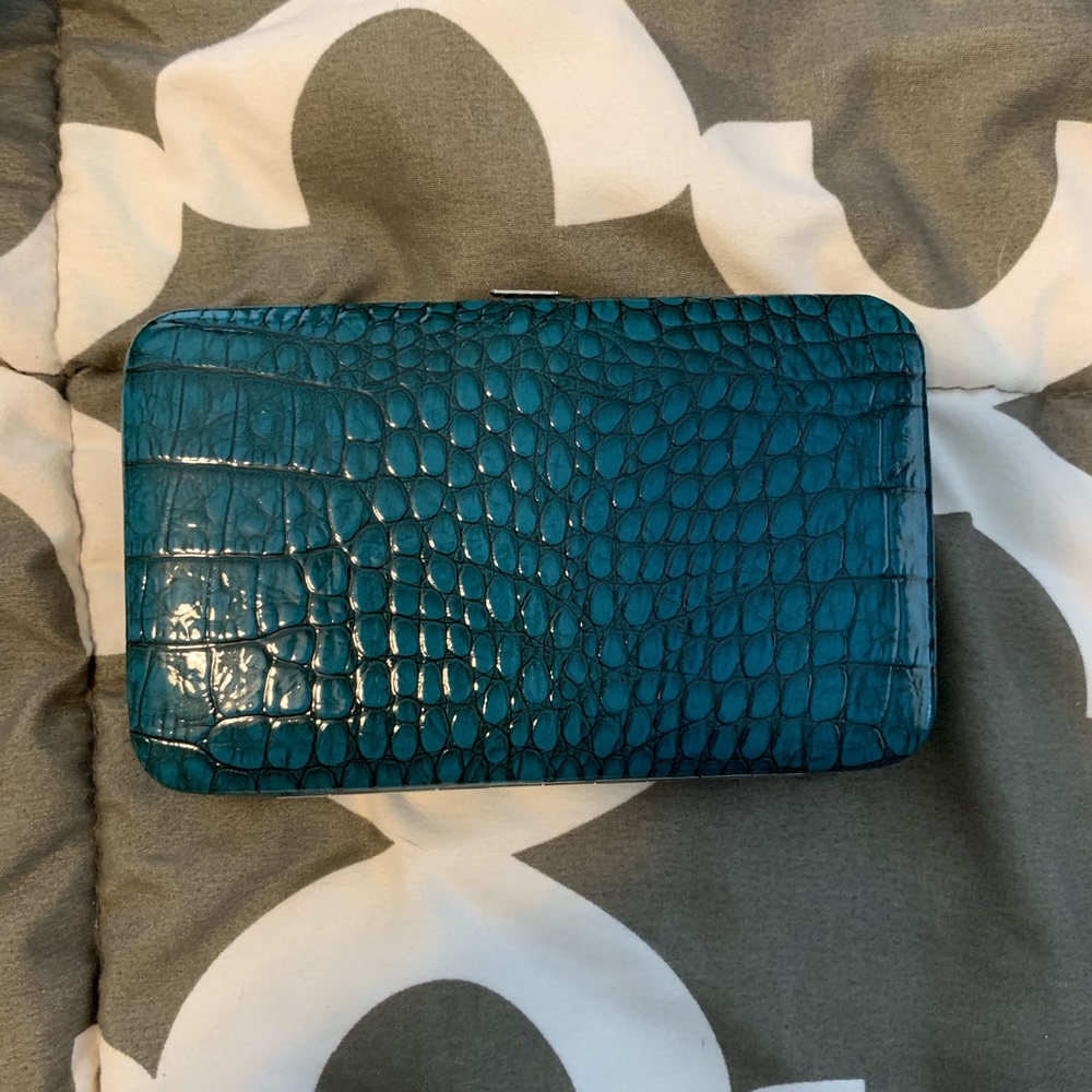 Wallet w phone holder